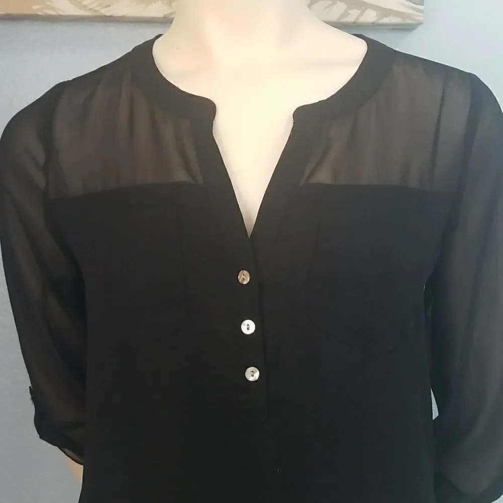 Express 3/4 tab sleeve top